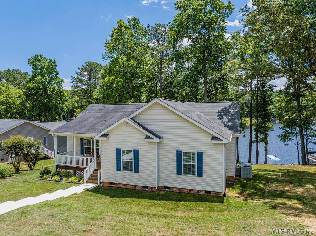 419 Mill Creek Dr,  Littleton,  NC 27850