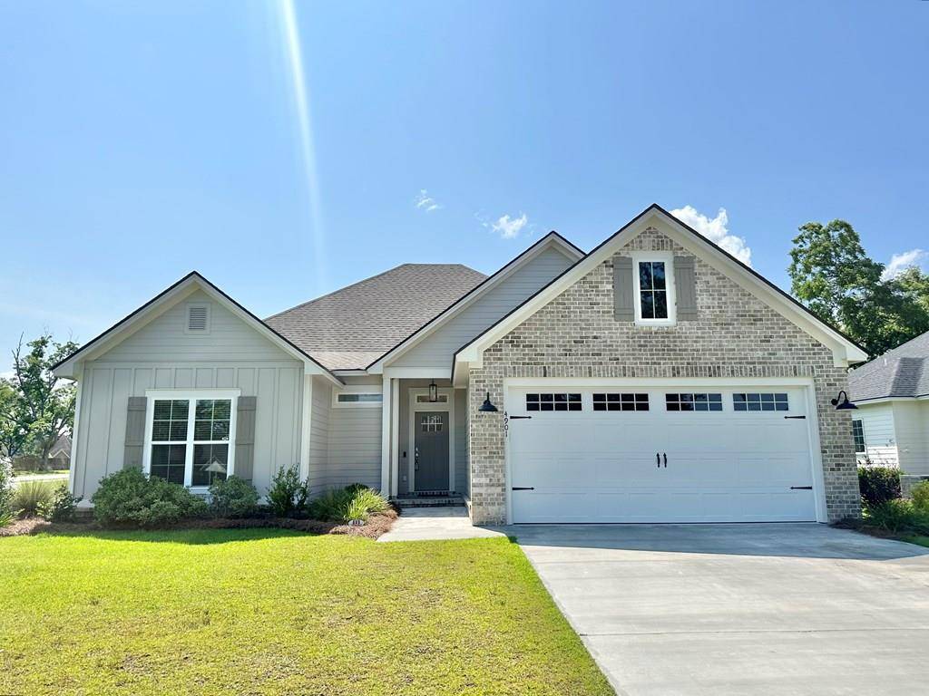 4901 Hatfield Circle, Hahira, GA 31632