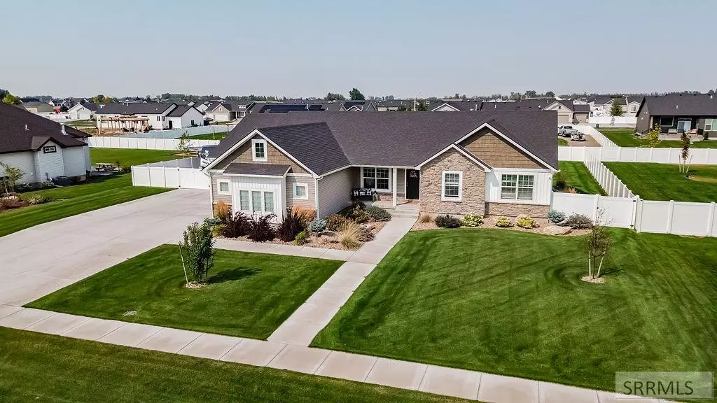 5137 Demott Street, Iona, ID 83427