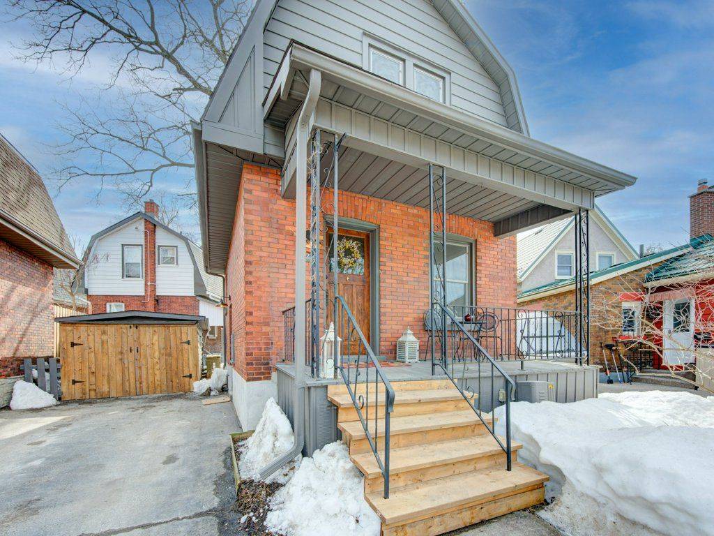 Stratford, ON N5A 3T9,23 Milton ST