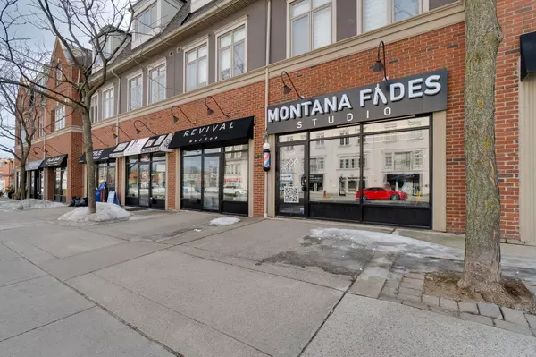 Oakville, ON L6K 1E3,122 Lakeshore RD W