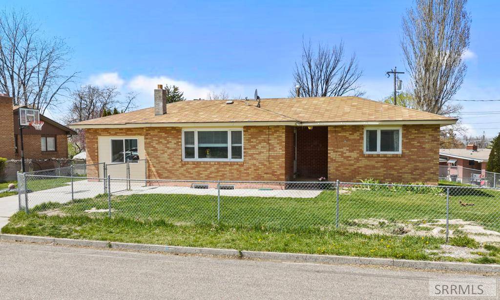 640 Bennett Avenue,  American Falls,  ID 83211
