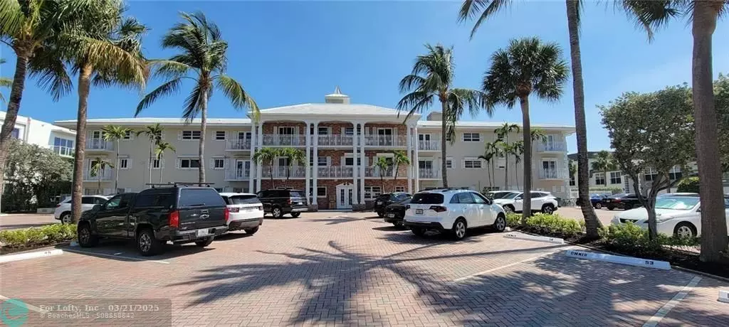 Hillsboro Beach, FL 33062,1199 Hillsboro Mile #329