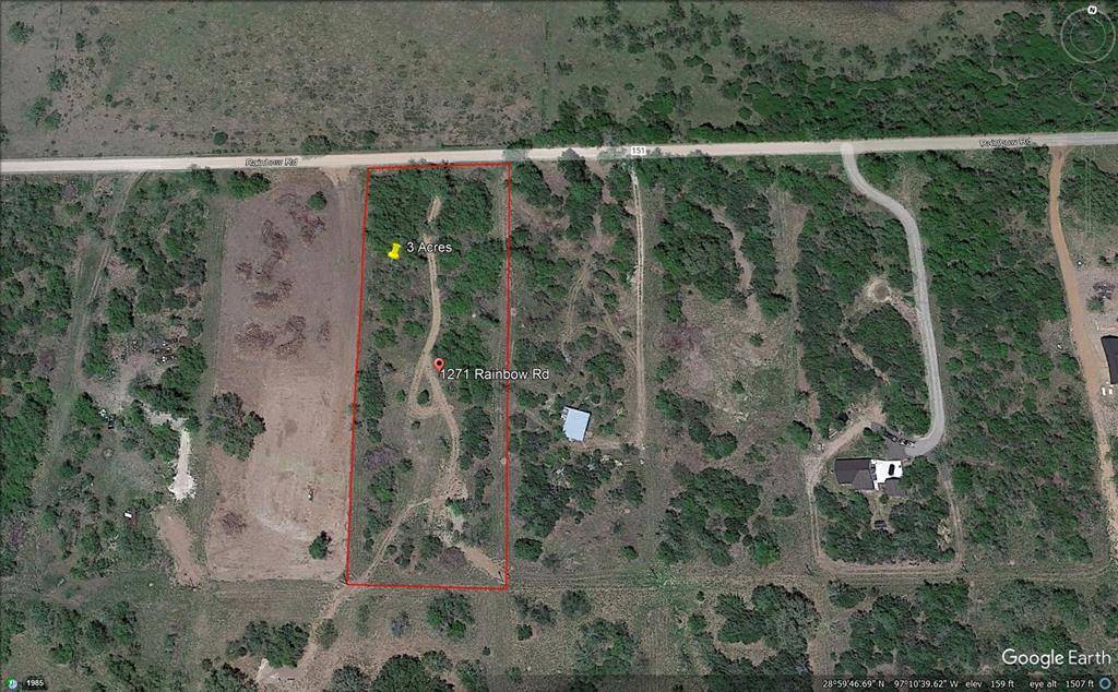 1271 Rainbow Rd, Cuero, TX 77954