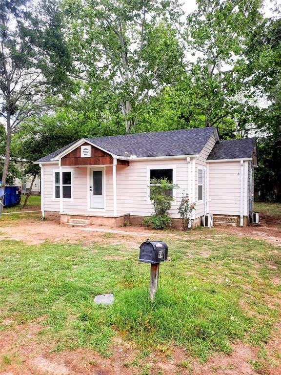 Winnsboro, TX 75494,914 N Walnut Street