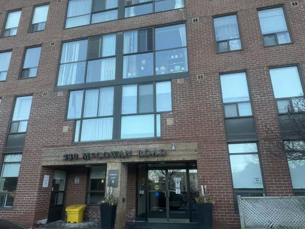 330 Mccowan RD #604, Toronto E08, ON M1J 3N3