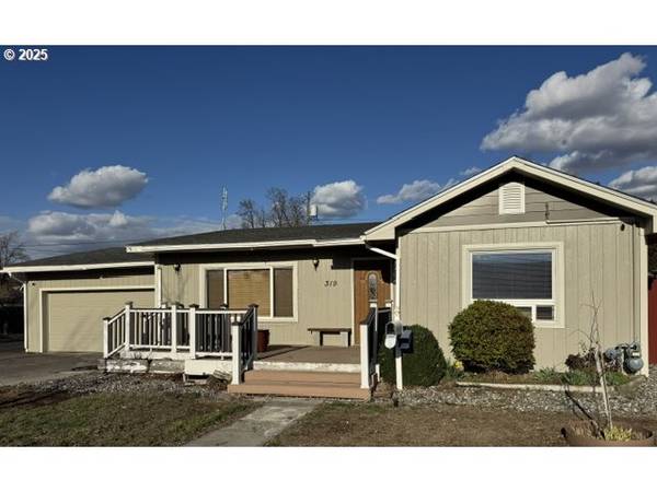 319 S MILL ST, Milton Freewater, OR 97862