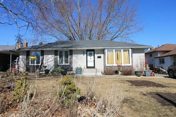 209 King ST, Greater Napanee, ON K7R 1B8