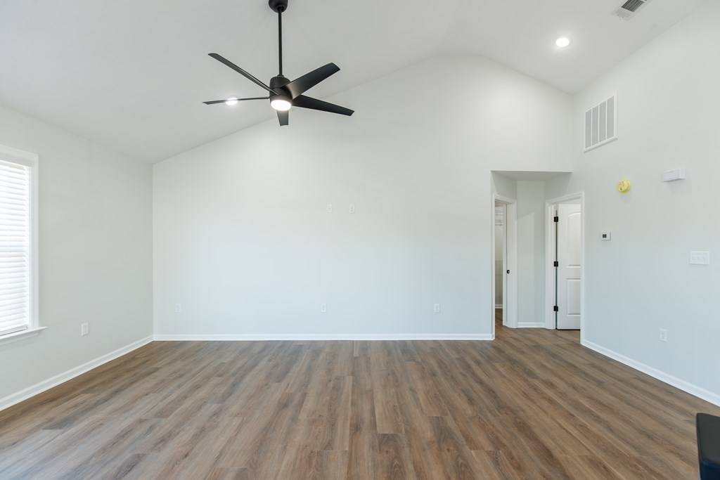 Valdosta, GA 31601,5729 Fontana Road