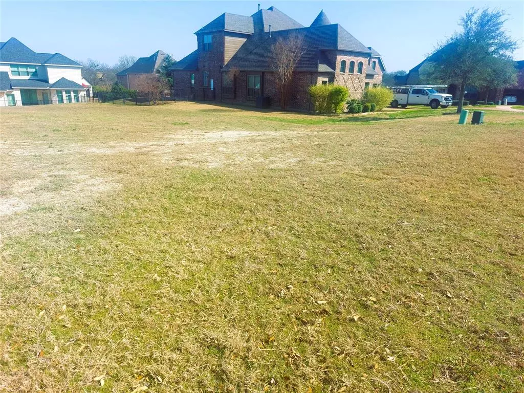 Gunter, TX 75058,1400 Coyote Court