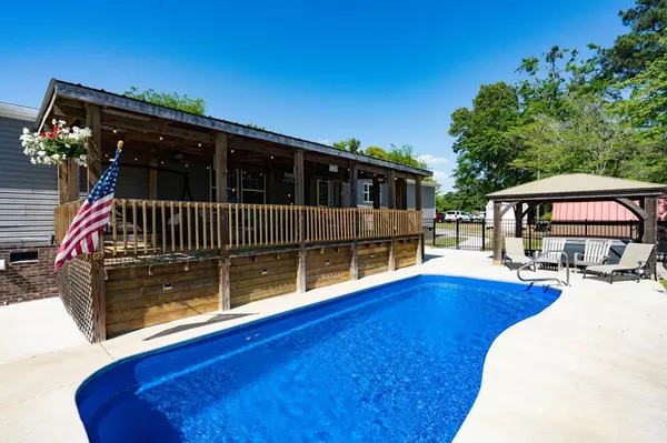 1049 Davis Street, Manning, SC 29102