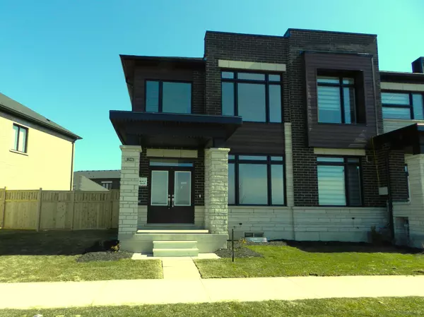10221 Huntington RD W, Vaughan, ON L0J 1C0