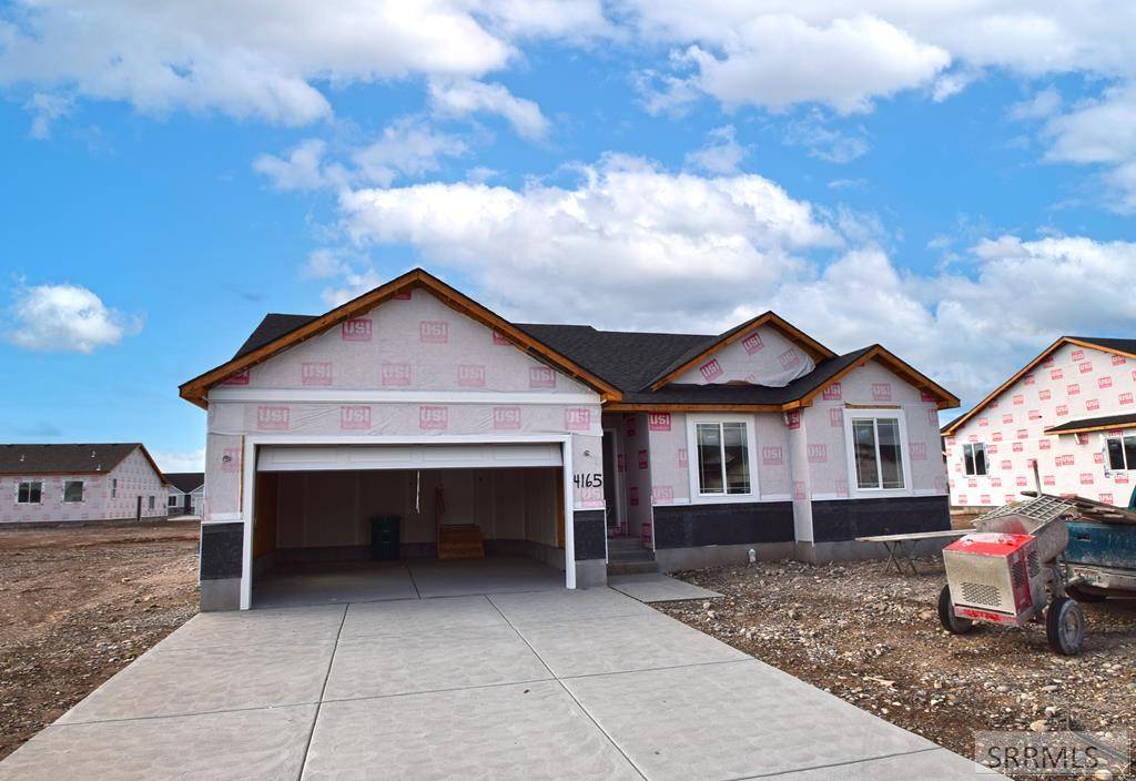 4165 N Catalina Avenue, Idaho Falls, ID 83401