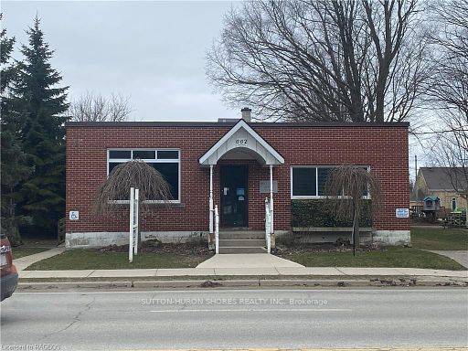 662 Gustavus ST, Saugeen Shores, ON N0H 2C0