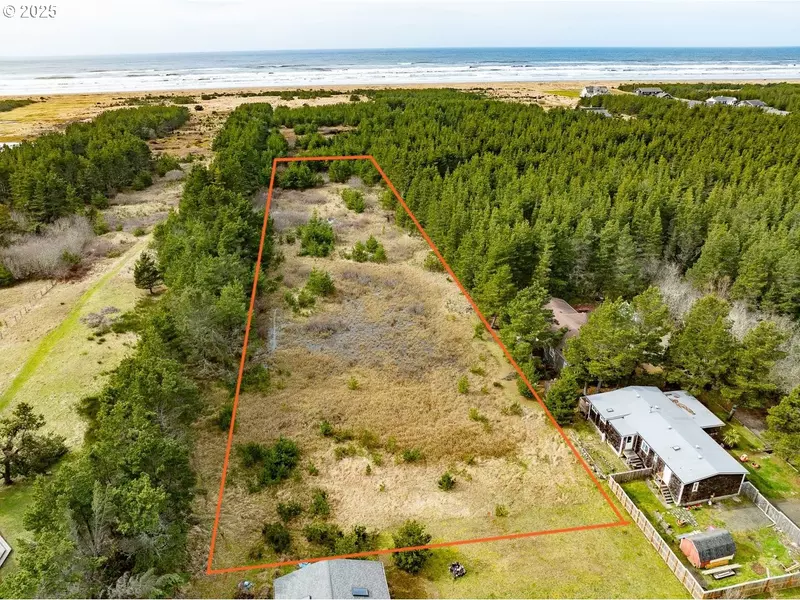 995 50TH PL, Long Beach, WA 98631