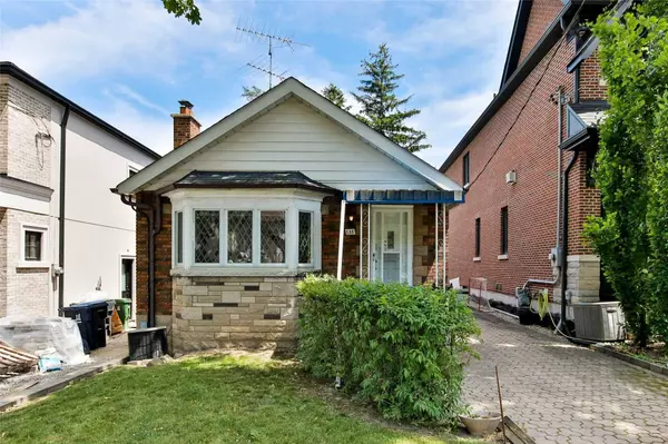 133 Airdrie RD, Toronto C11, ON M4G 1M6