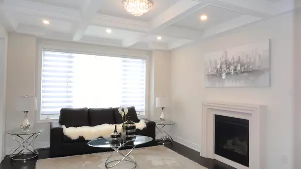 Pickering, ON L1X 0H3,2640 Sapphire DR
