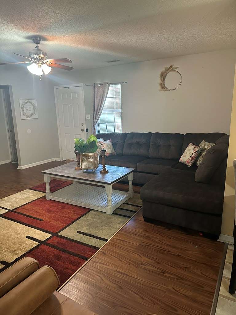 Valdosta, GA 31601,1407 Strickland Circle