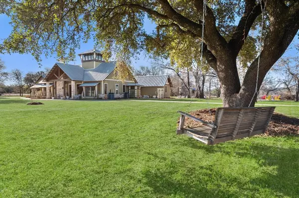 Cleburne, TX 76033,12932 County Road 1117