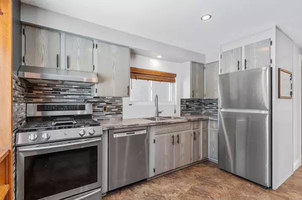 Meaford, ON N4L 1V3,33 COOK ST