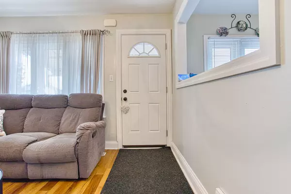 Brantford, ON N3R 4N1,334 St Paul AVE