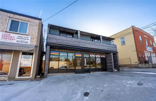 Lincoln, ON L0R 1B0,4289 Mountain ST