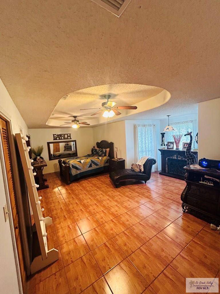 Los Indios, TX 78567,409 ROBERTSON ST.