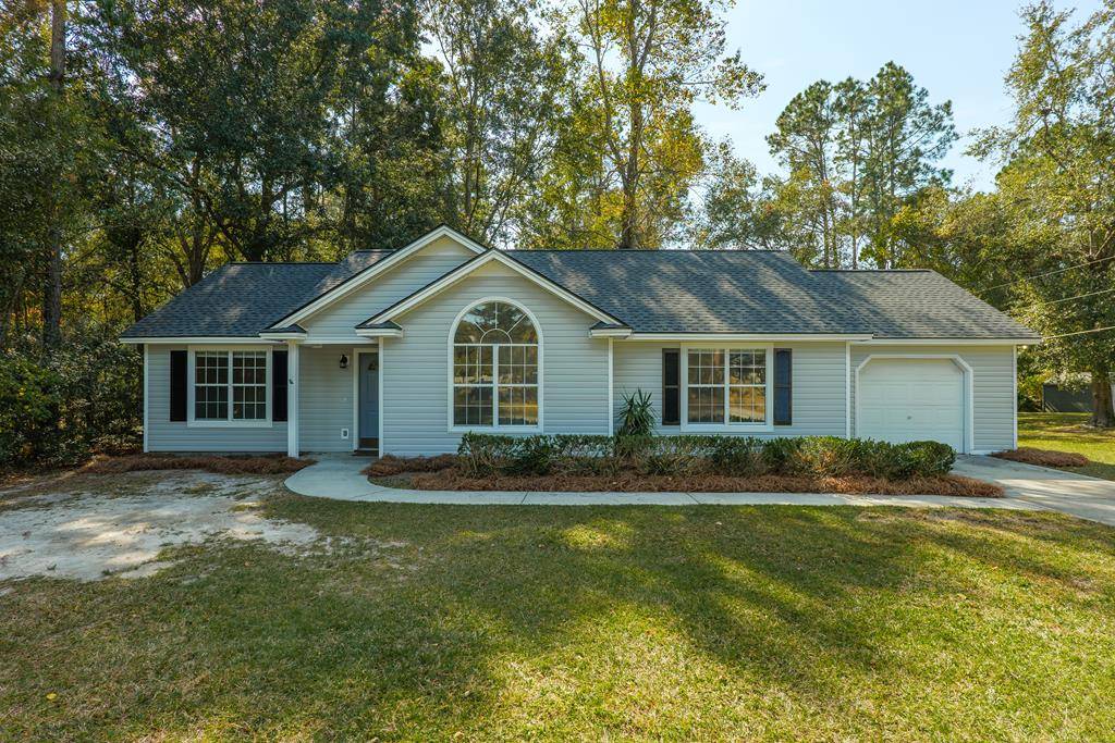 240 Parkview Cir, Valdosta, GA 31601