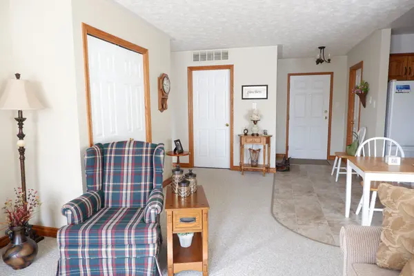 Aylmer, ON N5H 3H2,22 Linwood DR #207