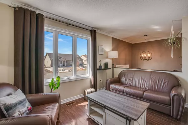 Alfred And Plantagenet, ON K0A 3K0,454 Denis ST