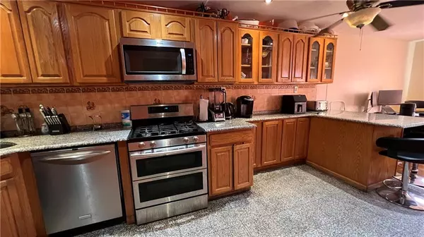 Brooklyn, NY 11236,748 East 82nd ST