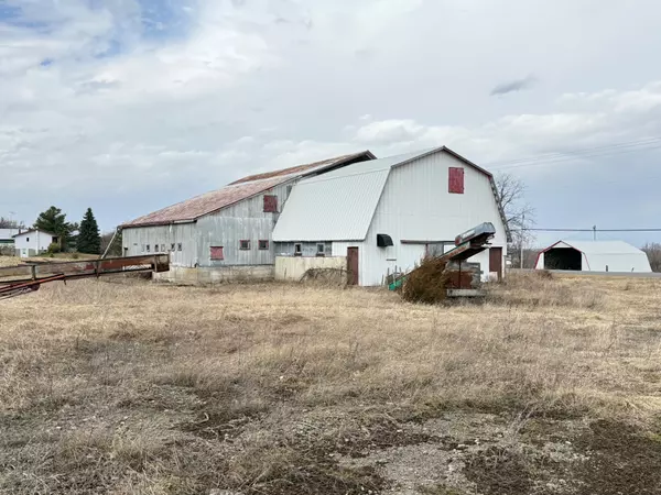 Prince Edward County, ON K0K 2T0,1546 County Road 7 RD W