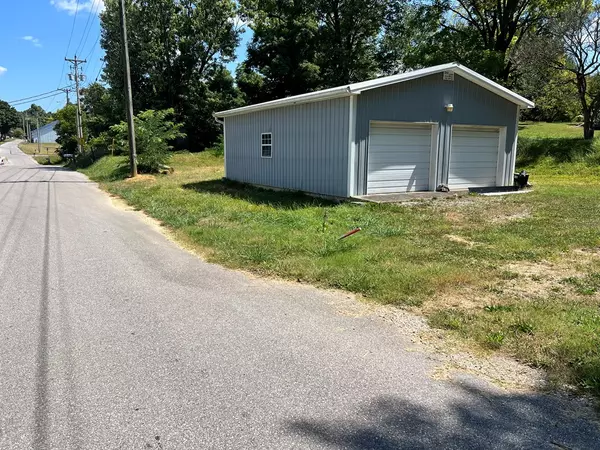 Livingston, TN 38570,Lot 2 E Henson Street
