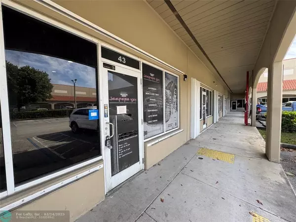 Miami, FL 33196,15420 SW 136th St #43