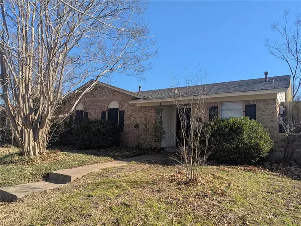 2302 Richbrook Drive,  Garland,  TX 75044