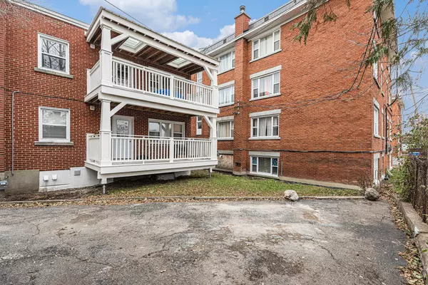 Vanier And Kingsview Park, ON K1L 7A9,340 Lacasse AVE