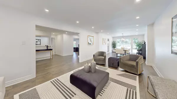 Toronto C13, ON M3B 3E2,50 Barrydale CRES