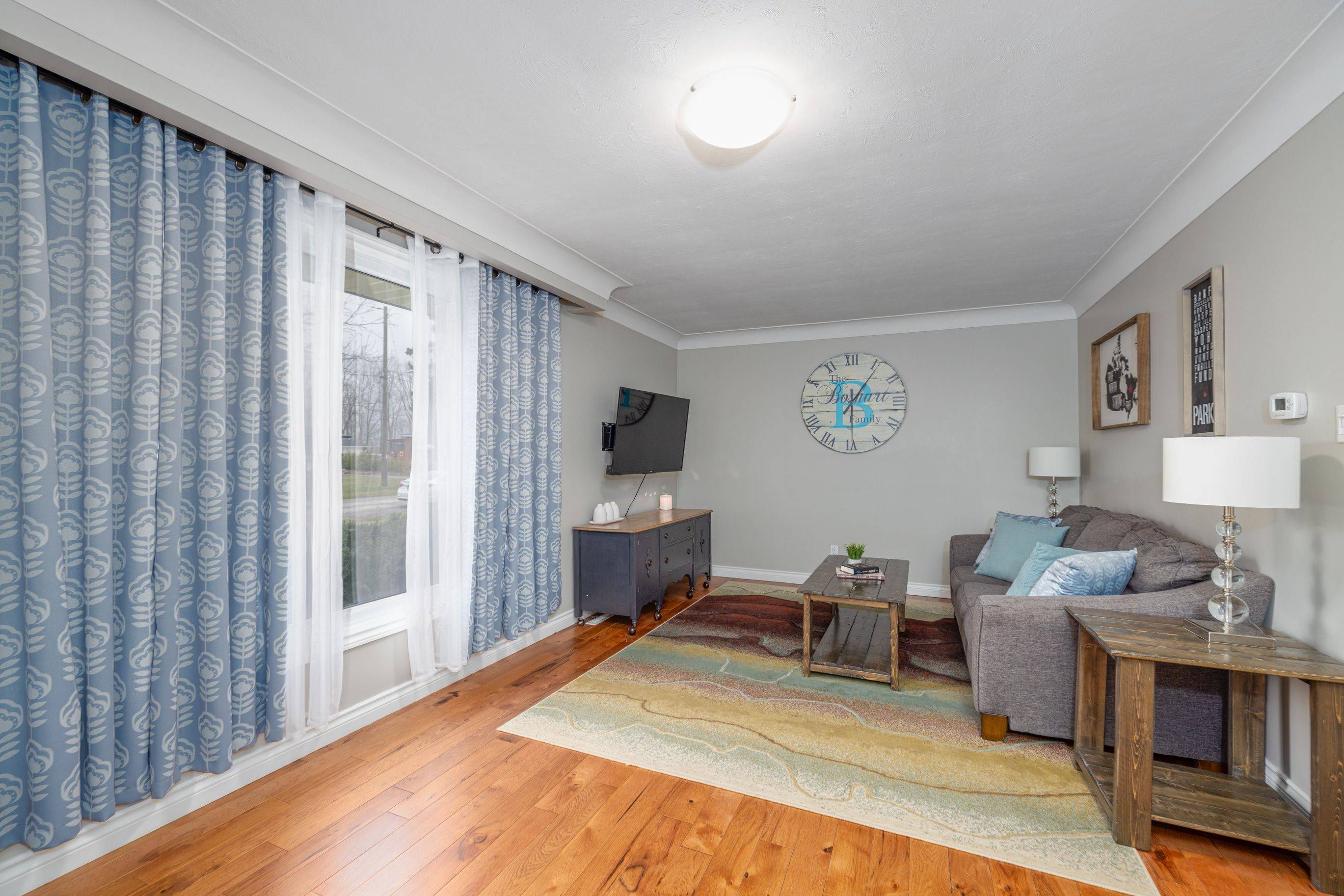 St. Thomas, ON N5P 3B9,279 Alma ST