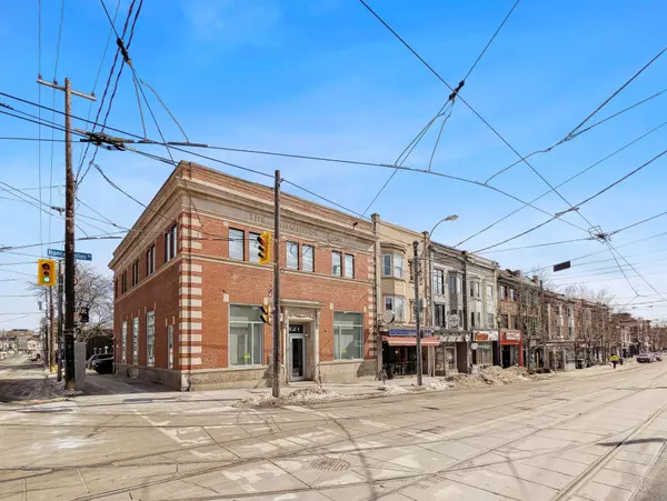 421 Roncesvalles AVE, Toronto W01, ON M6R 2N1