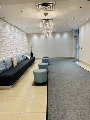 Toronto W06, ON M8W 0A2,3865 Lake Shore BLVD W #407