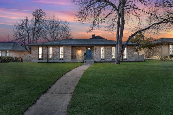 7141 Hunnicut Road,  Dallas,  TX 75227