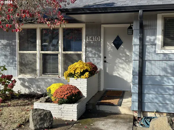 1410 HAPPY LN, Eugene, OR 97401