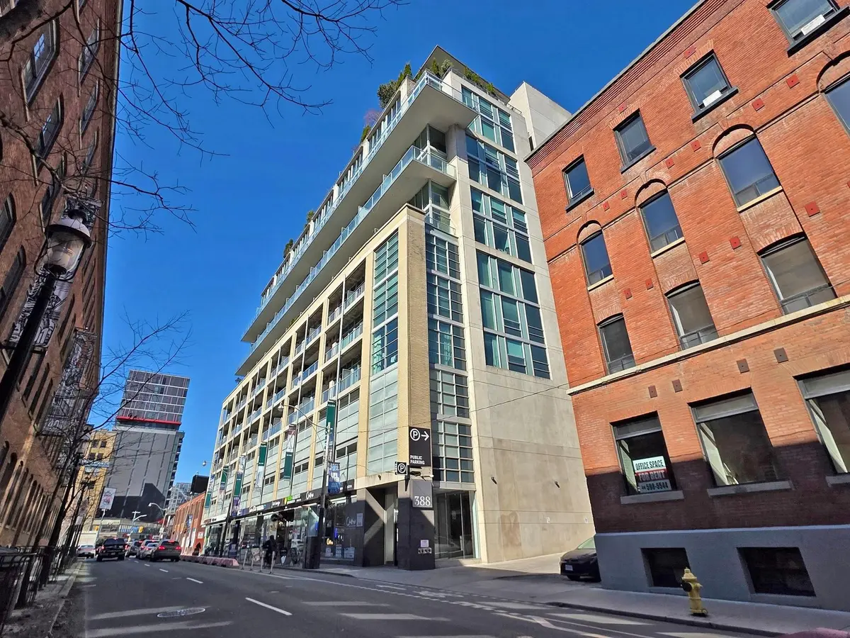 388 Richmond ST W #722, Toronto C01, ON M5V 3P1