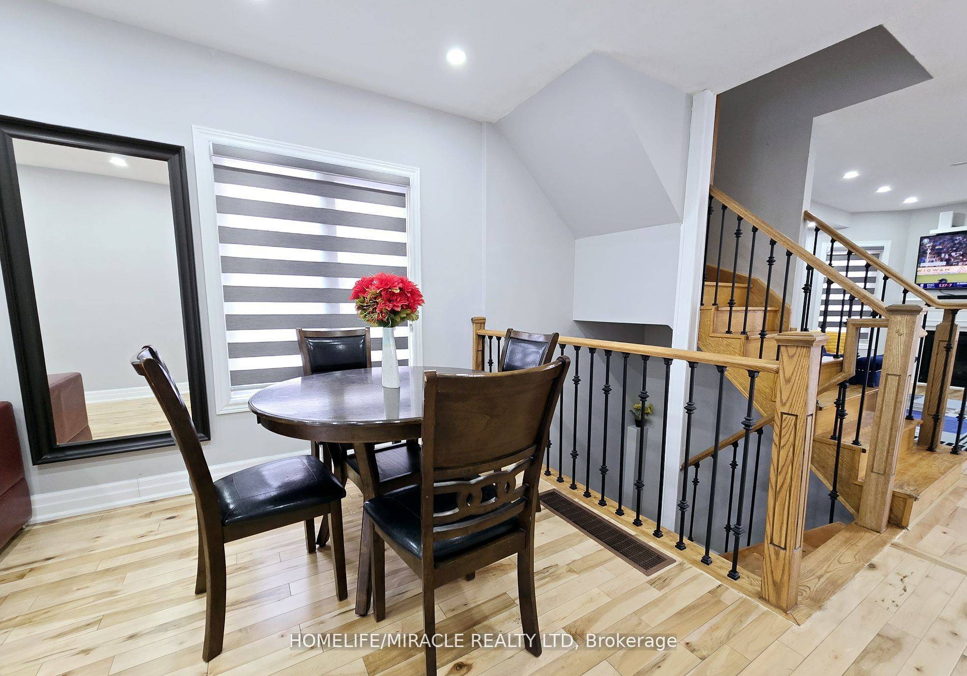 Brampton, ON L7A 3V1,33 Atira AVE