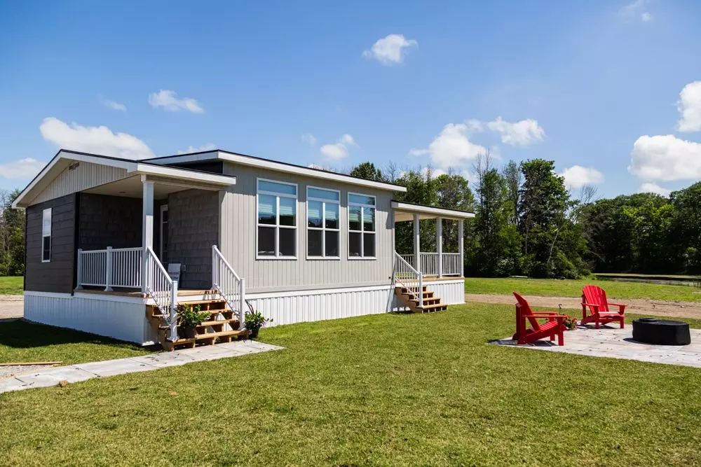 Midland, ON L9S 2K6,3282 Ogdens Beach RD #37