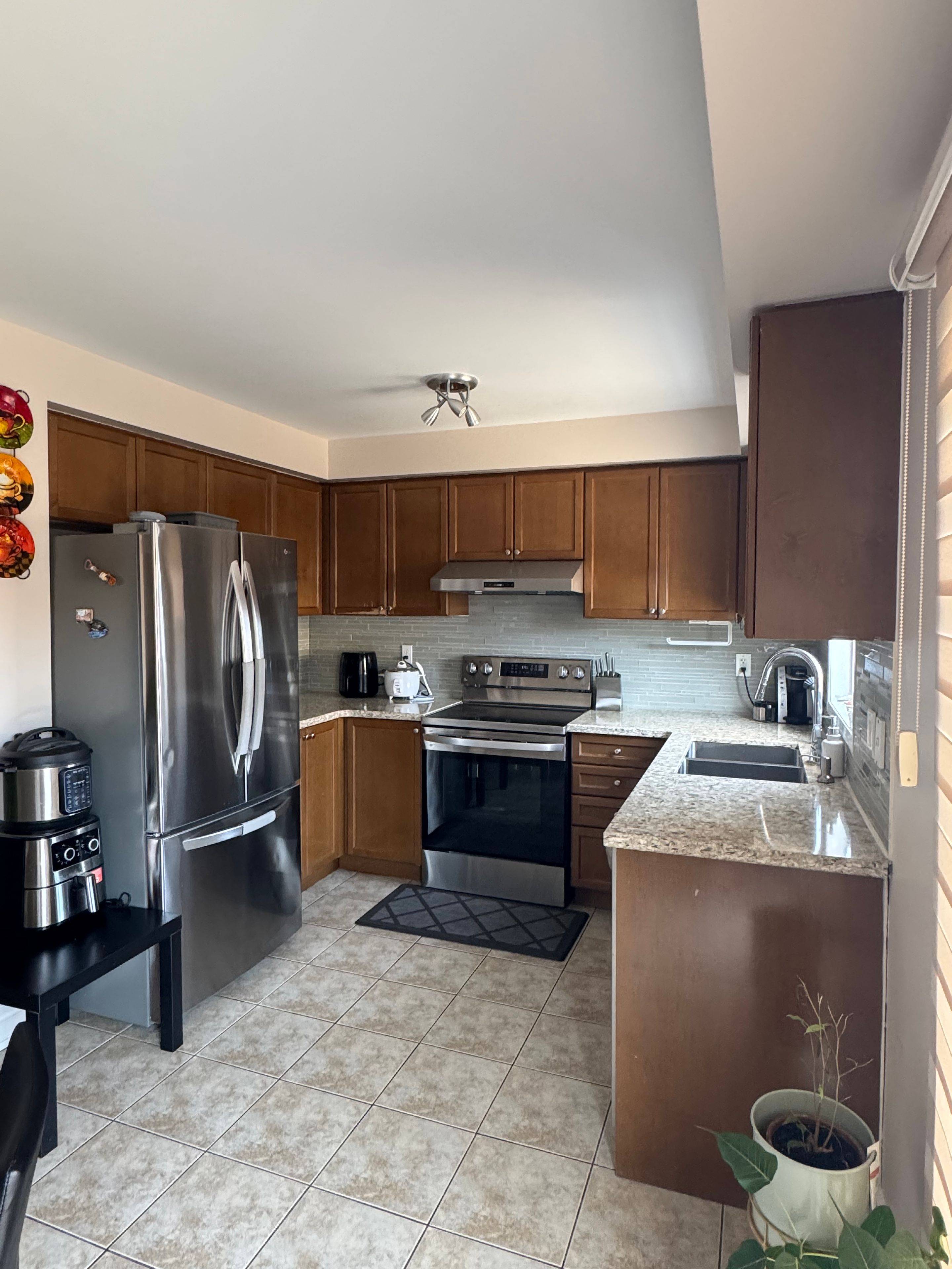 Brampton, ON L7A 3A1,311 Brisdale DR W