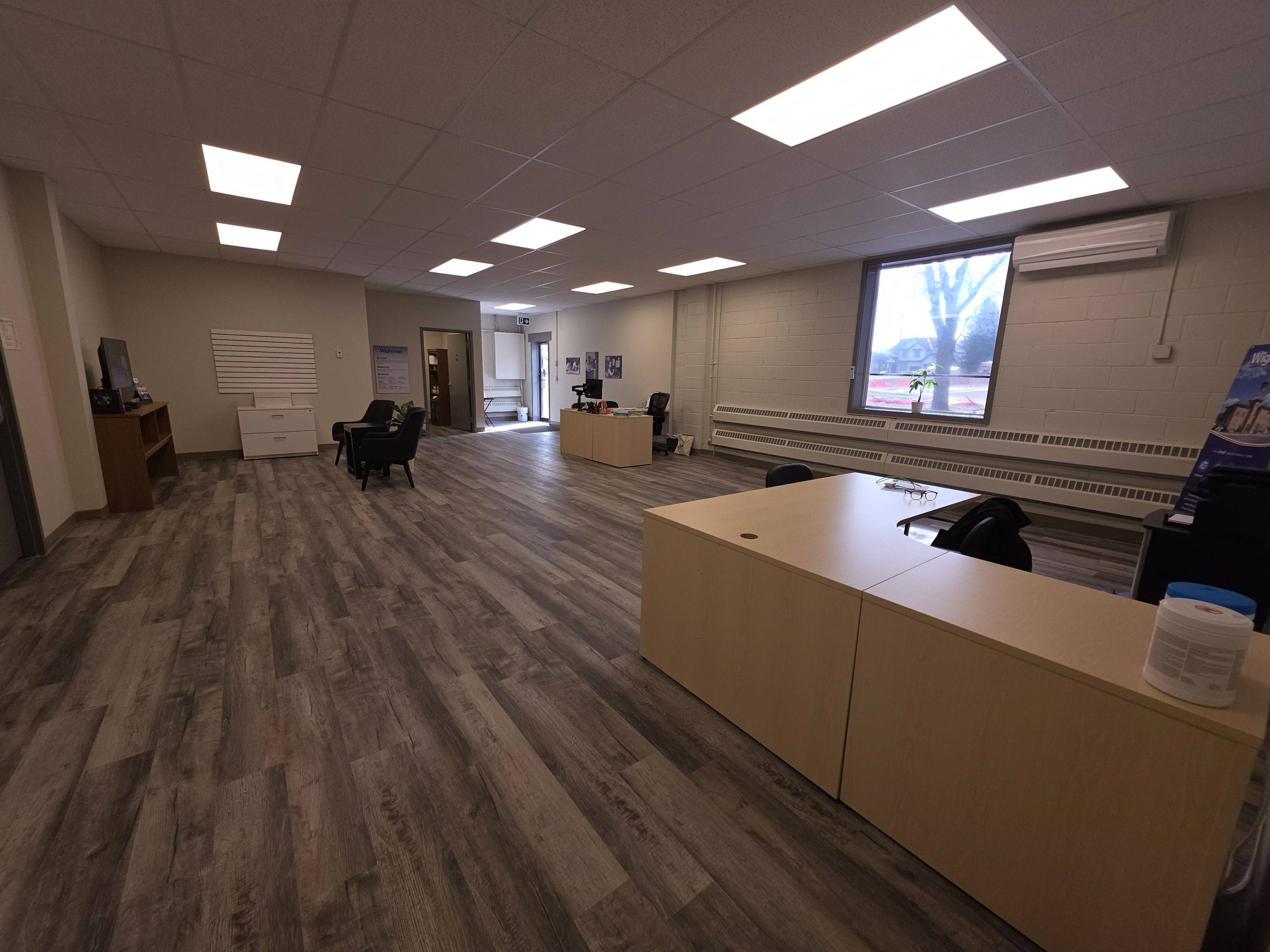 Shelburne, ON L9V 2Z4,110 Centennial RD #4