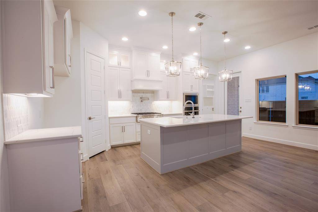 The Colony, TX 75056,8505 Western