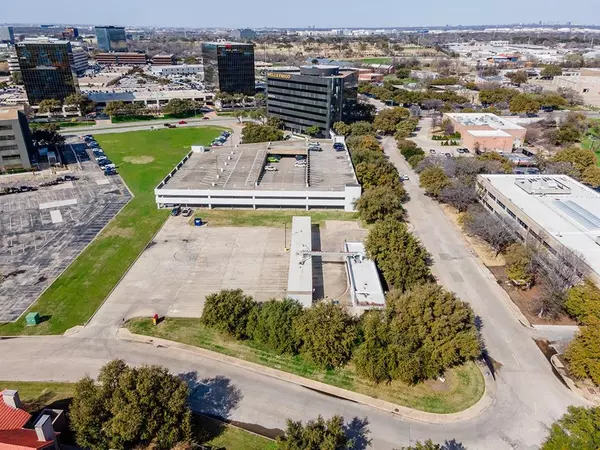 Dallas, TX 75247,7855 Elmbrook Drive