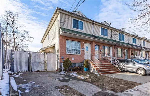 Staten  Island, NY 10303,16 Mersereau AVE